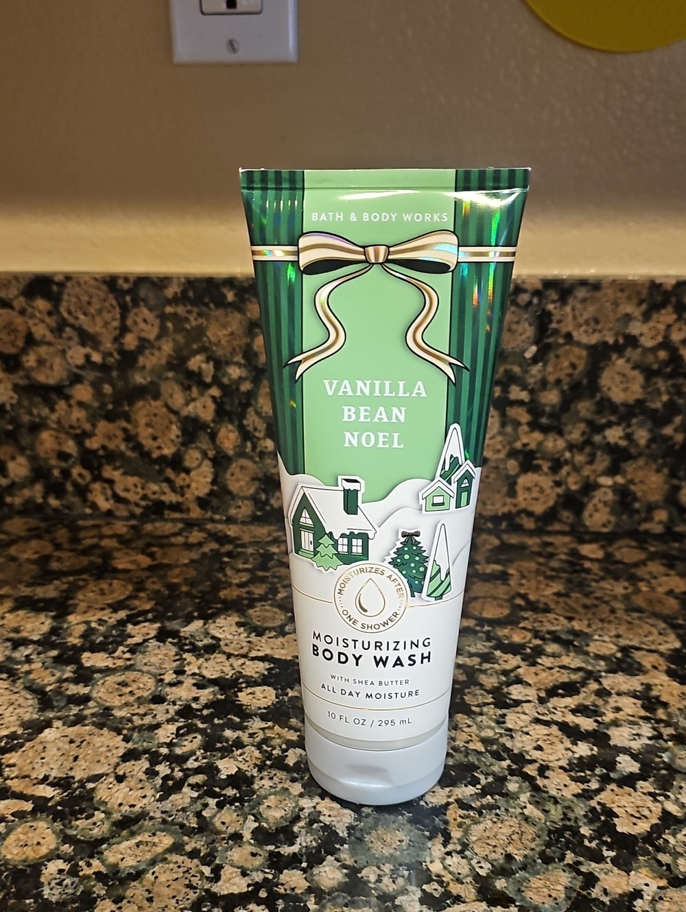Bath & Body Works Vanilla Bean Noel Moisturizing Body Wash